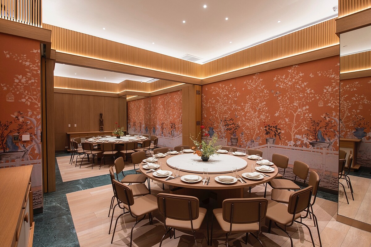 空間能靈活運用,成為30人寬敞獨立包廂空間。