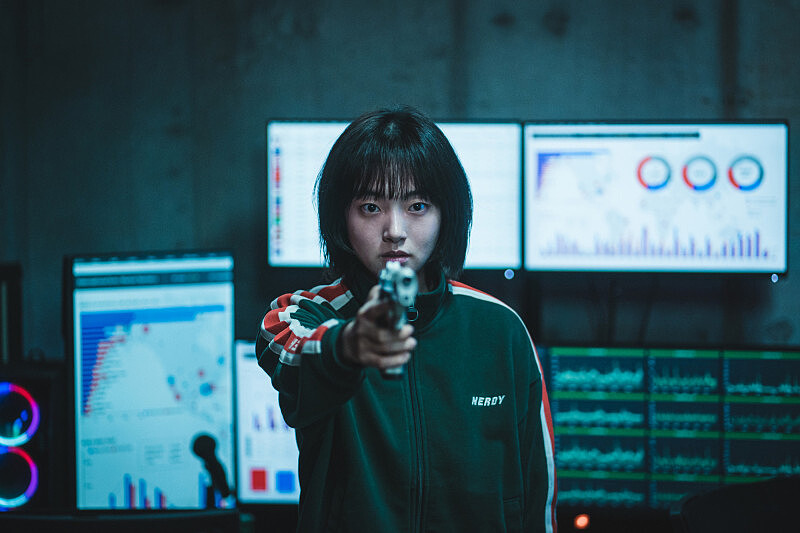 鄭智安看到叔叔自殺的畫面就大崩潰，沒有&rdquo;冷靜思索&rdquo;整段過程疑點重重