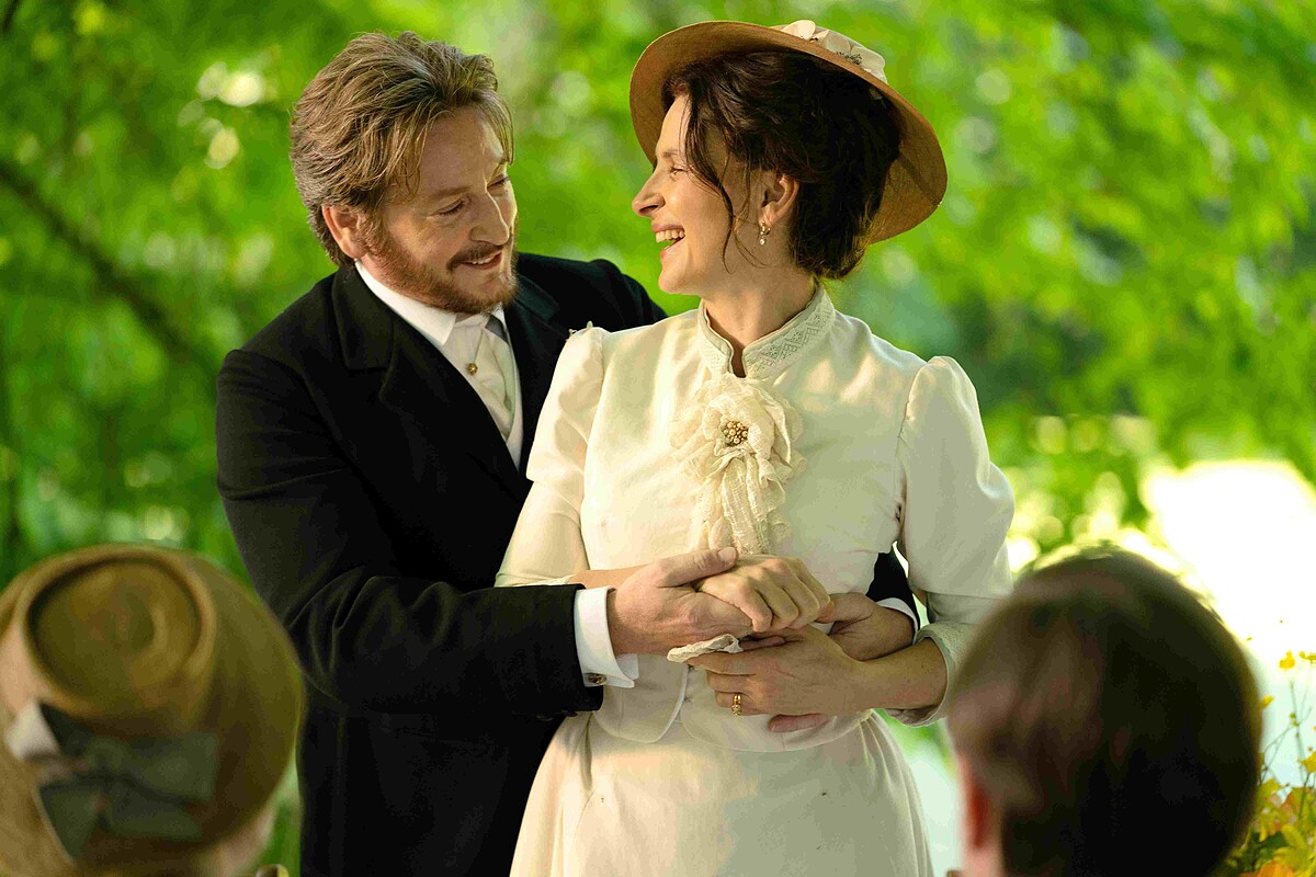 茱麗葉畢諾許、班諾馬吉梅大和解《火上鍋》濃情密意療癒女兒心