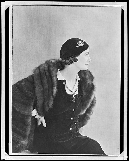 嘉柏麗&middot;香奈兒肖像照，1932 年。&copy; CHANEL &ndash; 私人典藏 / 版權所有