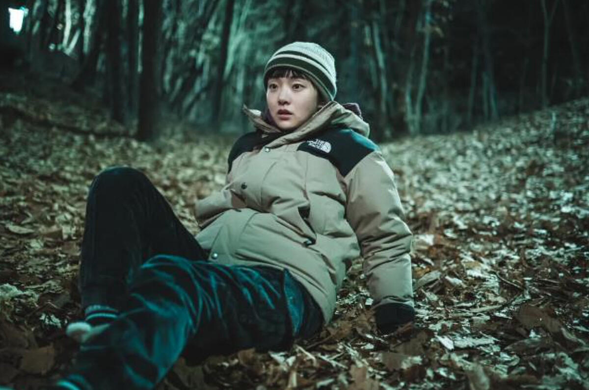 第三集劇情，鄭智安第一次臭罵「怎麼會有這種舅舅？！自己裝死把姪女丟去餵狼！」