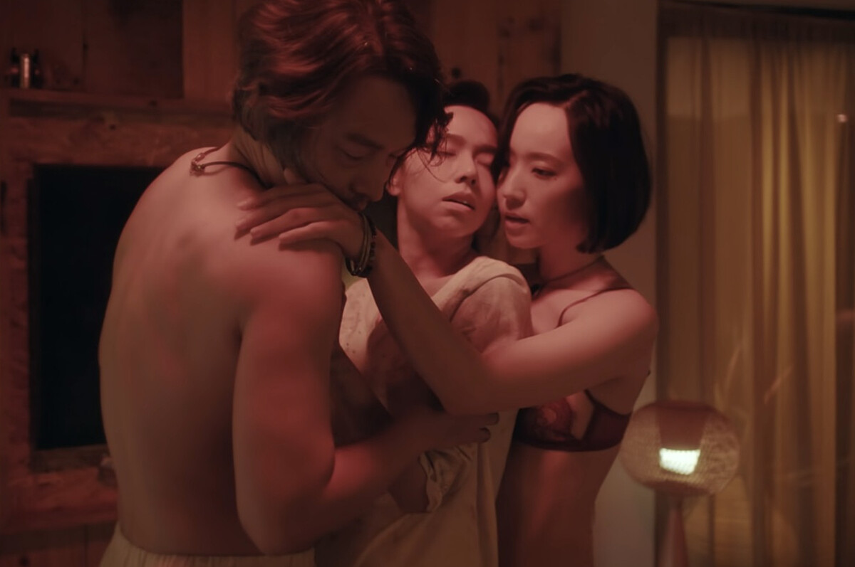 邱葳酒後驚覺自己做了對不起老公的事。