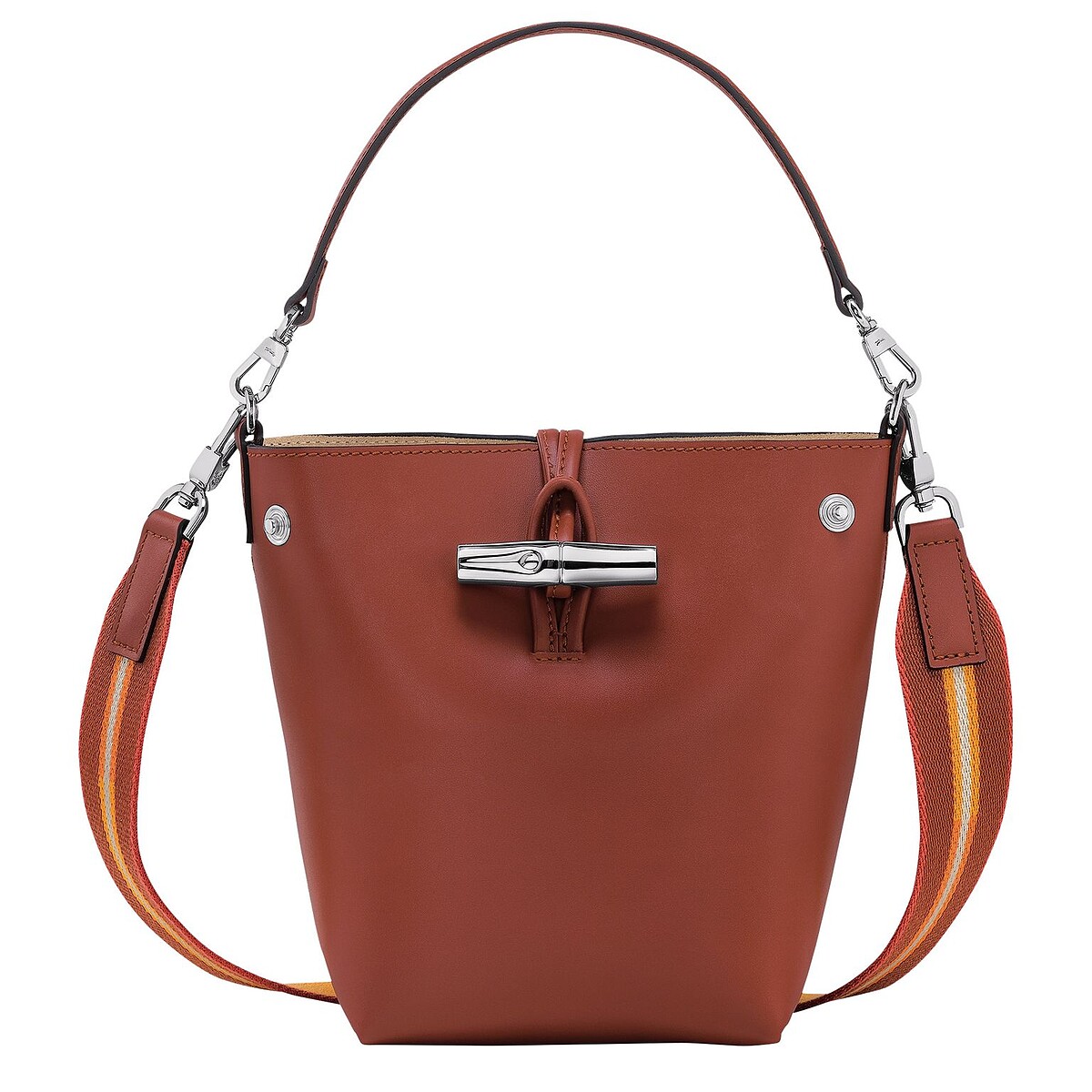 Longchamp Roseau Box系列水桶包XS，NT$18,100。