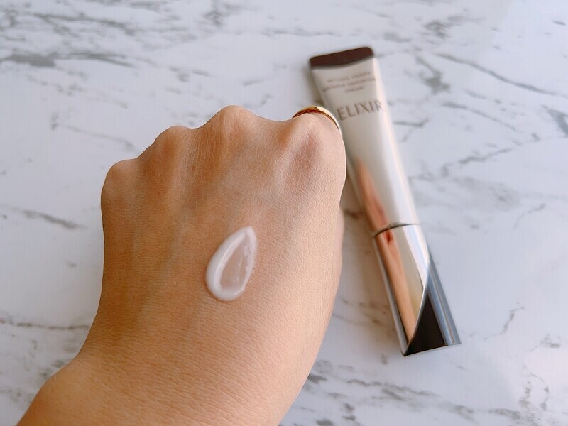 ELIXIR怡麗絲爾「Ａ醇小金管」膠原A醇超導抗皺精華15g，NT2,000、22g，NT2,500