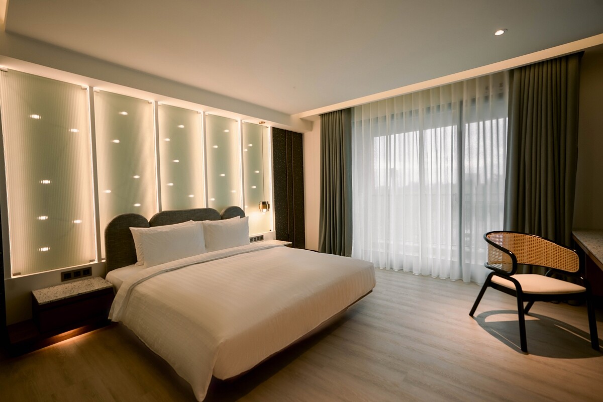 「粼波」觀夕雅緻客房。