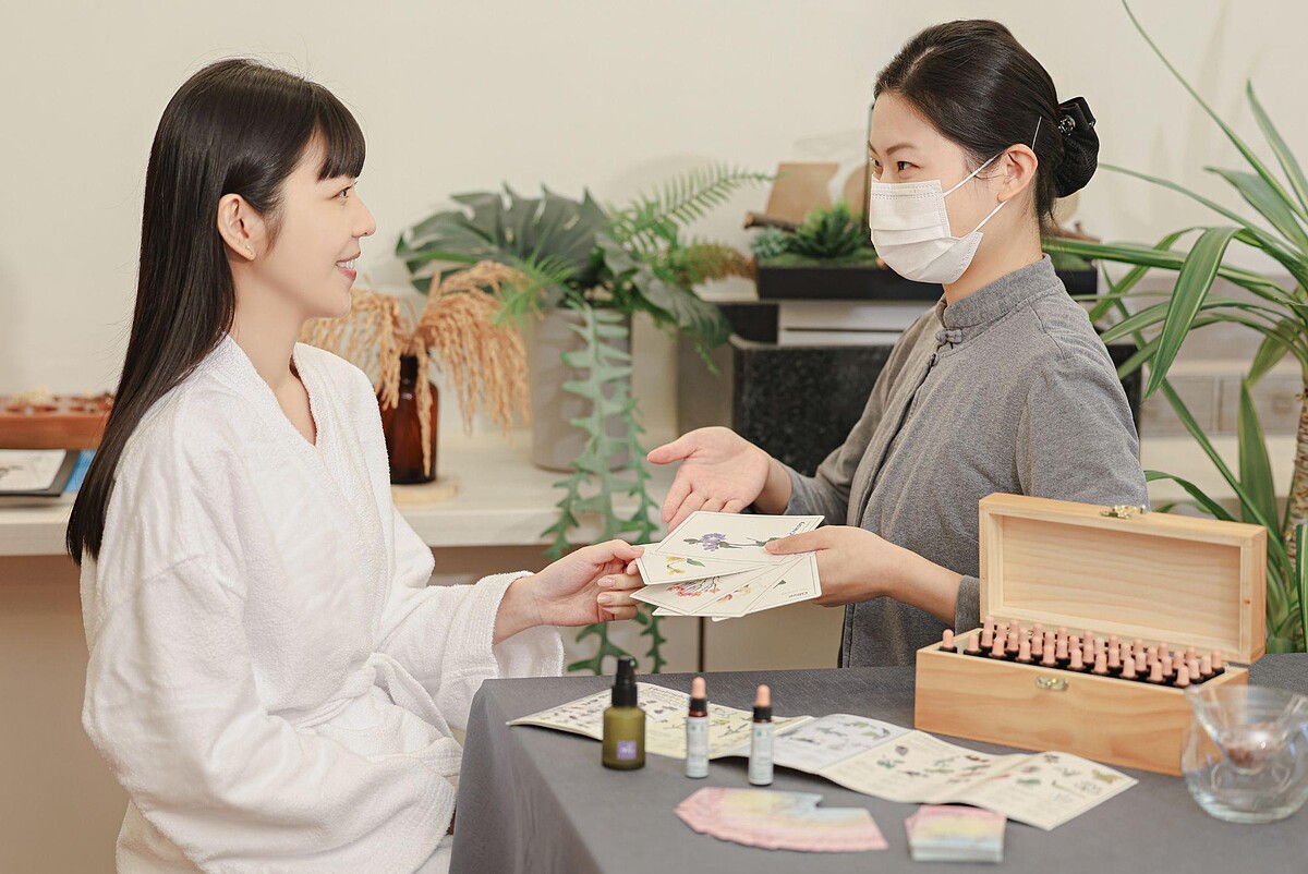 「EcoMeet永續會議」專案也顧及到與會者的身心健康福祉(Well-being)，特別與SPA芳療師、瑜伽老師與養生太極大師合作開發身心舒活行程，為與會者帶來放鬆身心的活動