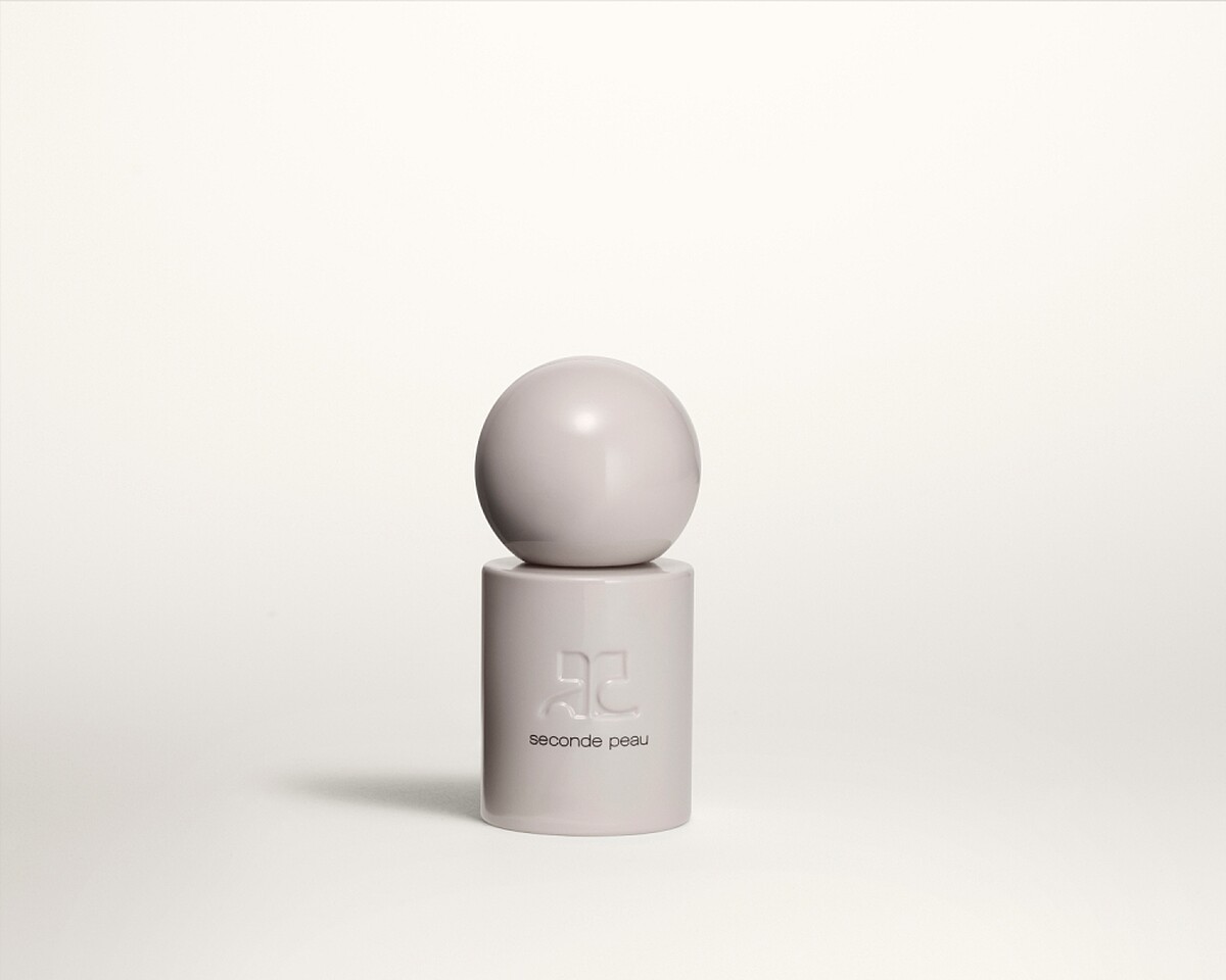 Courr&egrave;ges seconde peau淡香精50ml，NT3,980、組合100ml +10ml，NT5,780