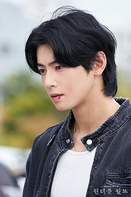 車銀優所飾演的權善律黑暗而粗野