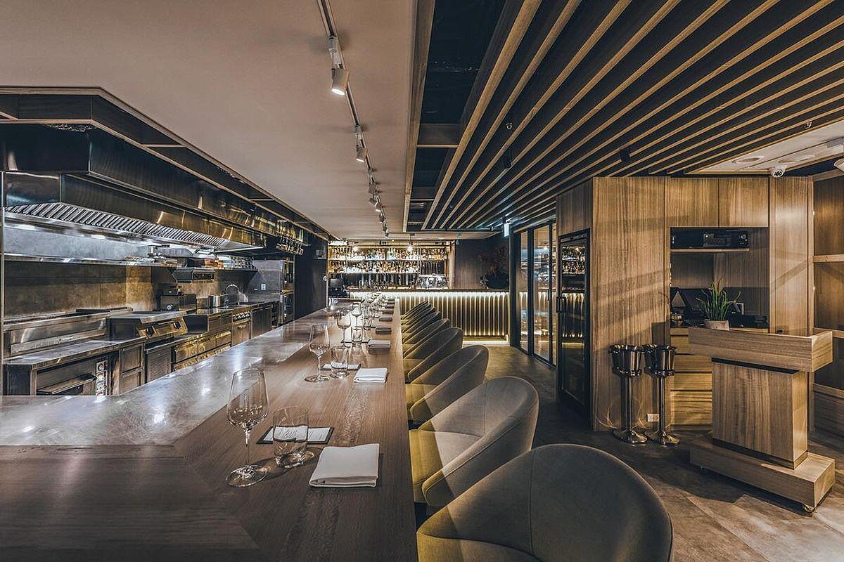 「Impromptu by Paul Lee」位於台北晶華酒店地下一樓空間。