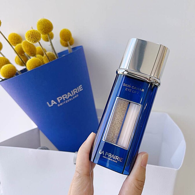 La Prairie萊珀妮魚子美顏緊俏眼部精華實品。La Prairie萊珀妮魚子美顏緊俏眼部精華實品。
