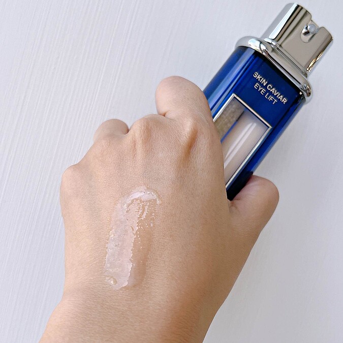 La Prairie萊珀妮魚子美顏緊俏眼部精華質地。