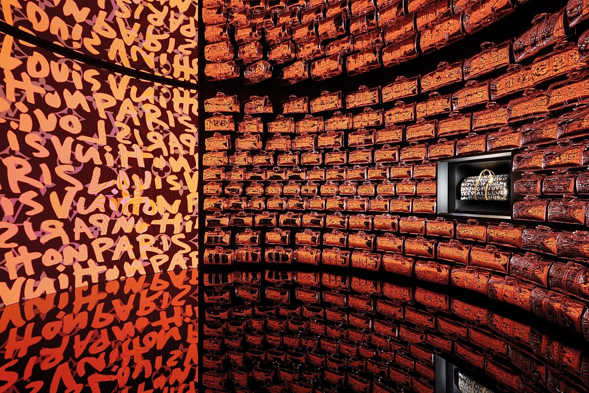 一樓空間將展示精彩可期的沉浸式展覽《Visionary Journeys》。