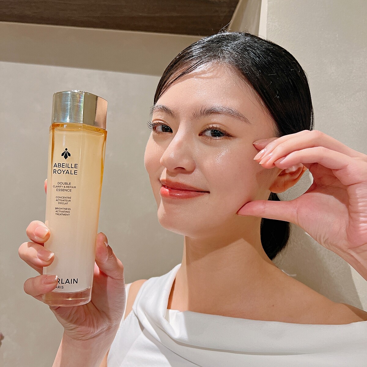 嬌蘭皇家蜂王乳淨亮精華水150ml，NT4,590