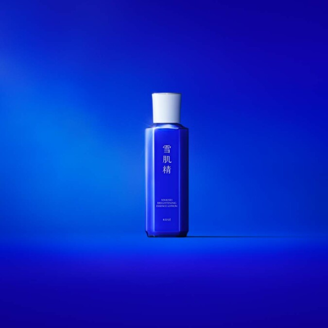 KOSE高絲雪肌精澄白薏透露視覺圖。