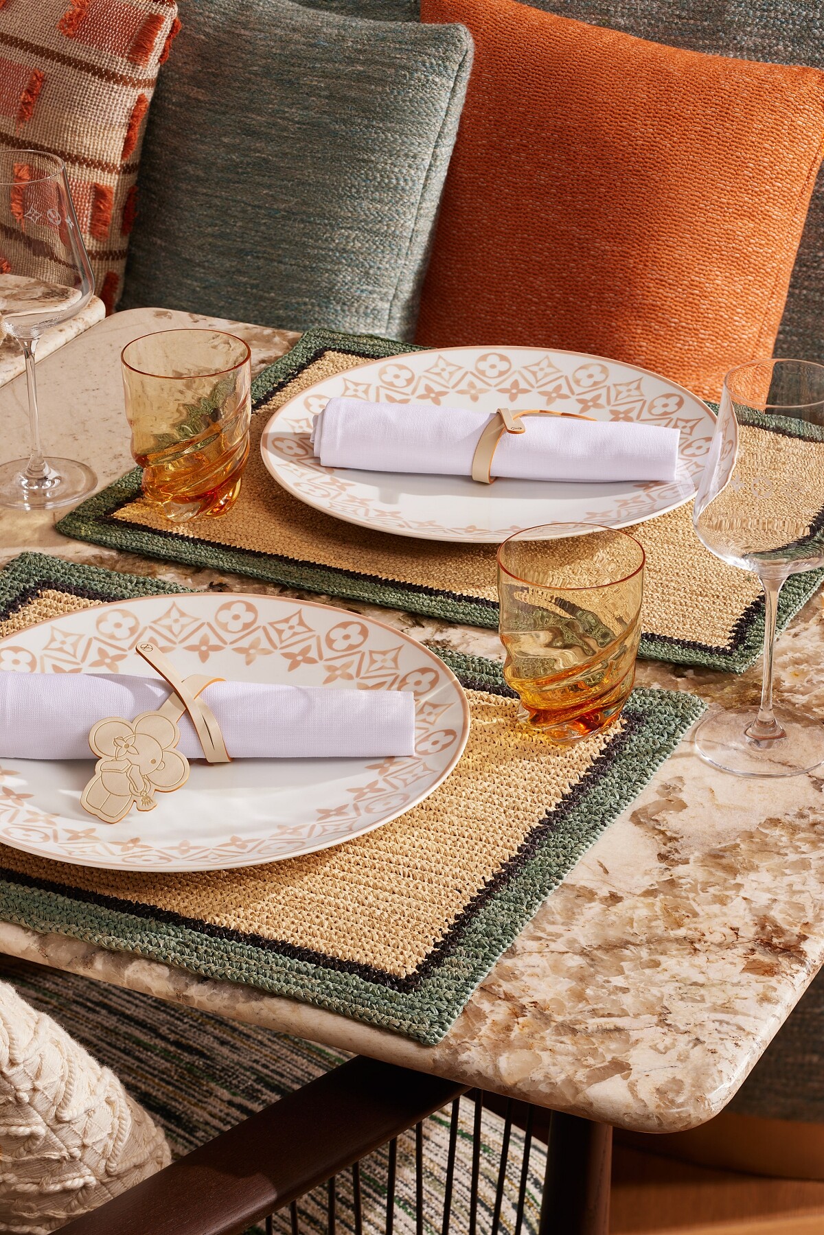 精選家飾餐具。