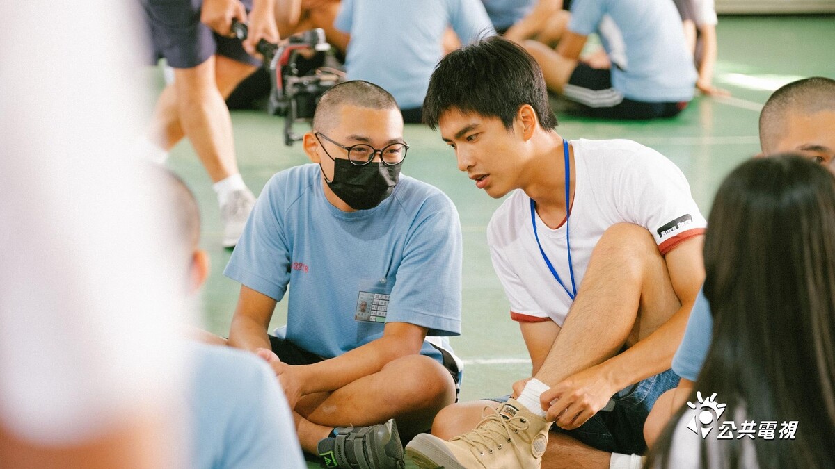 《二呆流浪記之完全大人手冊》曾敬驊前進矯正學校誇適合當輔導老師