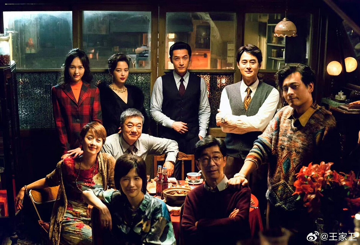 導演王家衛為了最符合角色需求，對演員精挑細選。