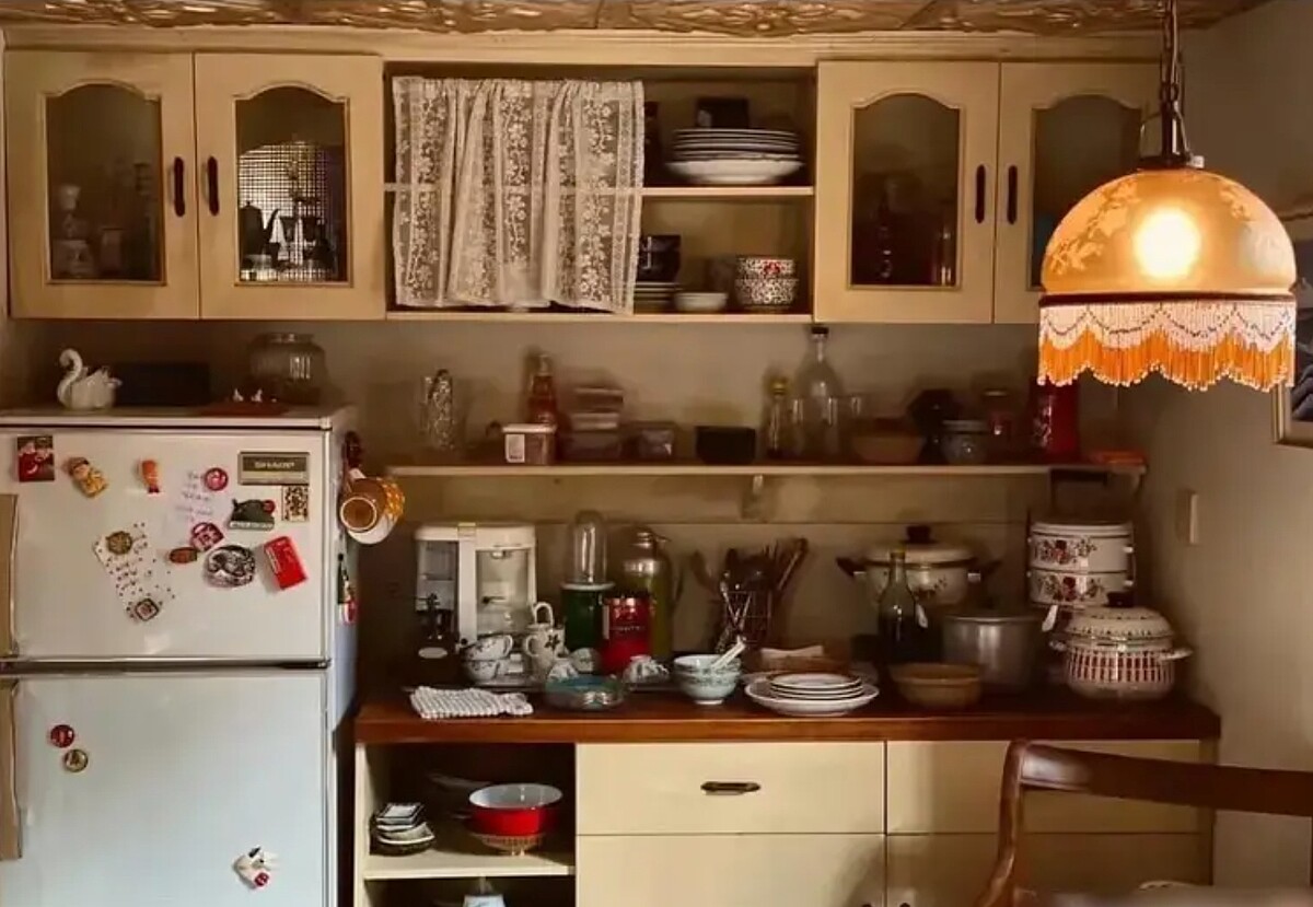 王家衛為「玲子」家中擺設，斟酌了一年仍不滿意。