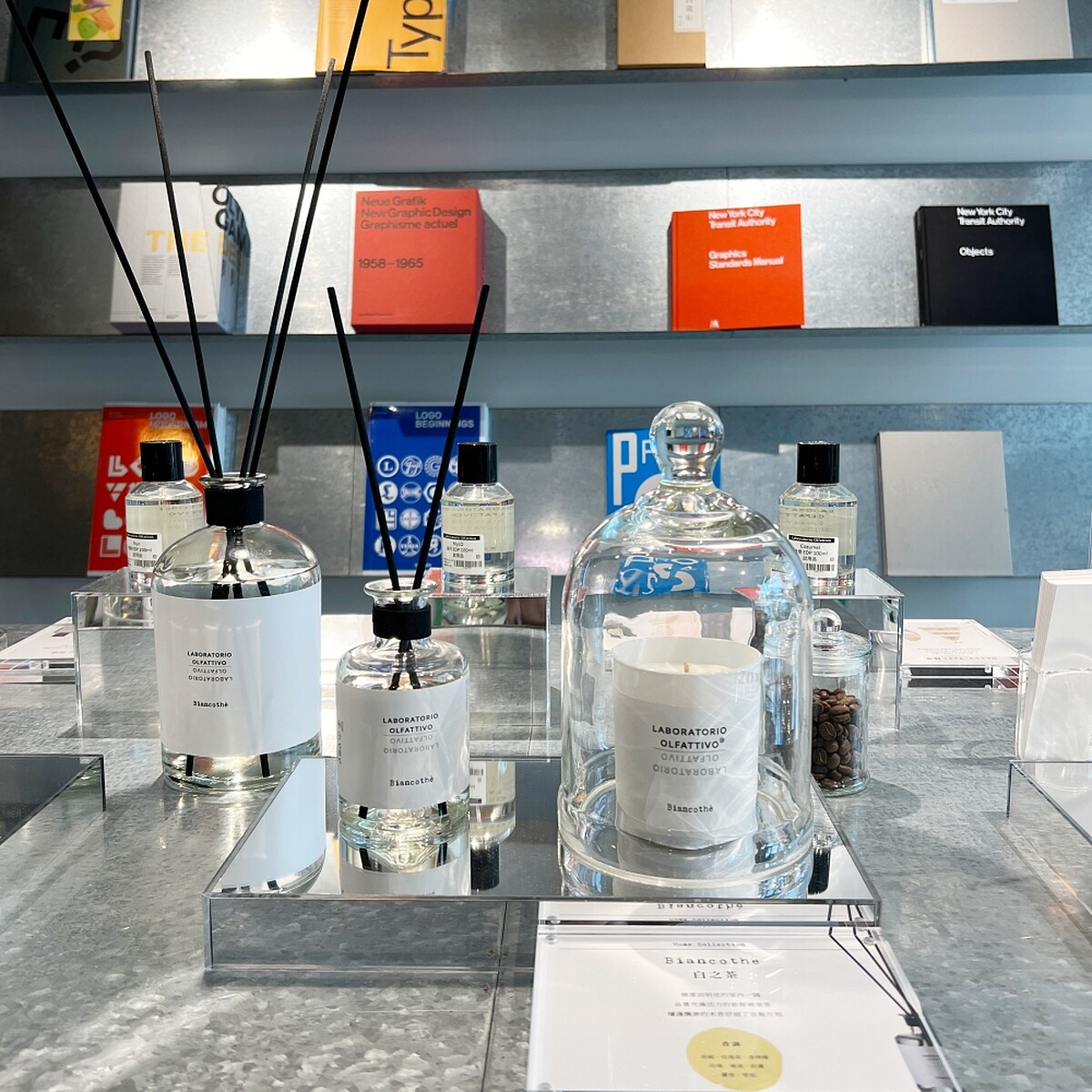 Laboratorio Olfattivo香識居家芳香蠟燭系列(白之茶、白之花、葡之酒、樹之語、珀之影、革之心) 180g ，NT2,380