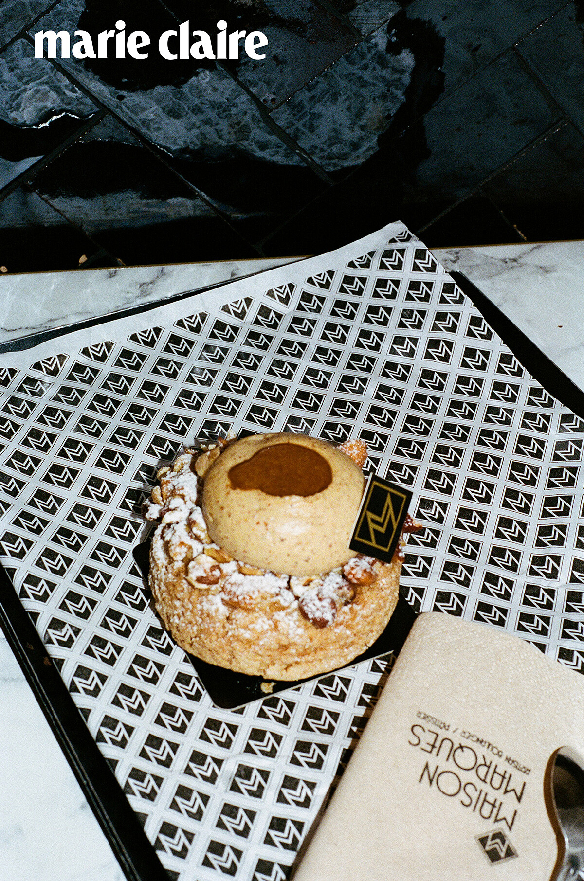 Maison Marques 榛果帕里尼泡芙。