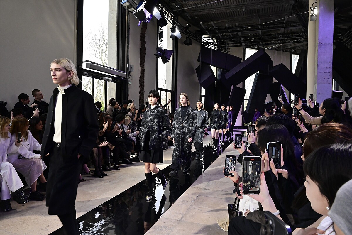  Shiatzy Chen 2024秋冬大秀於巴黎東京宮盛大舉行。