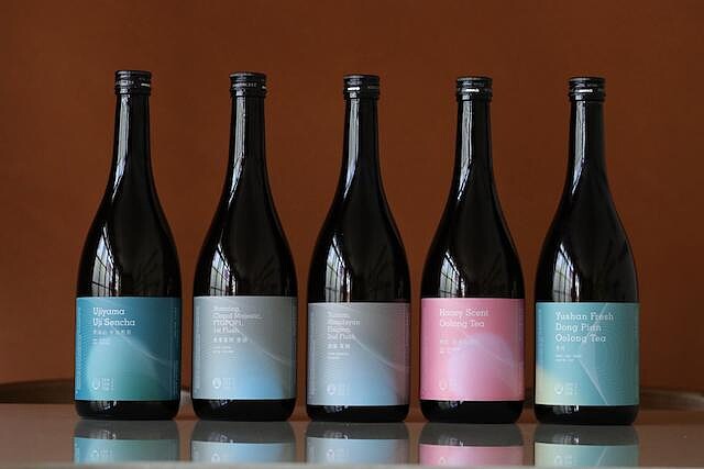 冉冉茶事的「日本宇治 煎茶」「大吉嶺瑪格麗特莊園春摘」「大吉嶺塔桑莊園夏摘」「南投信義鄉 貴妃 蜜香烏龍」「南投信義鄉 冬片 清香烏龍」5款茶。