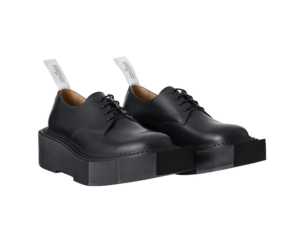 厚底德比鞋NT$7999。