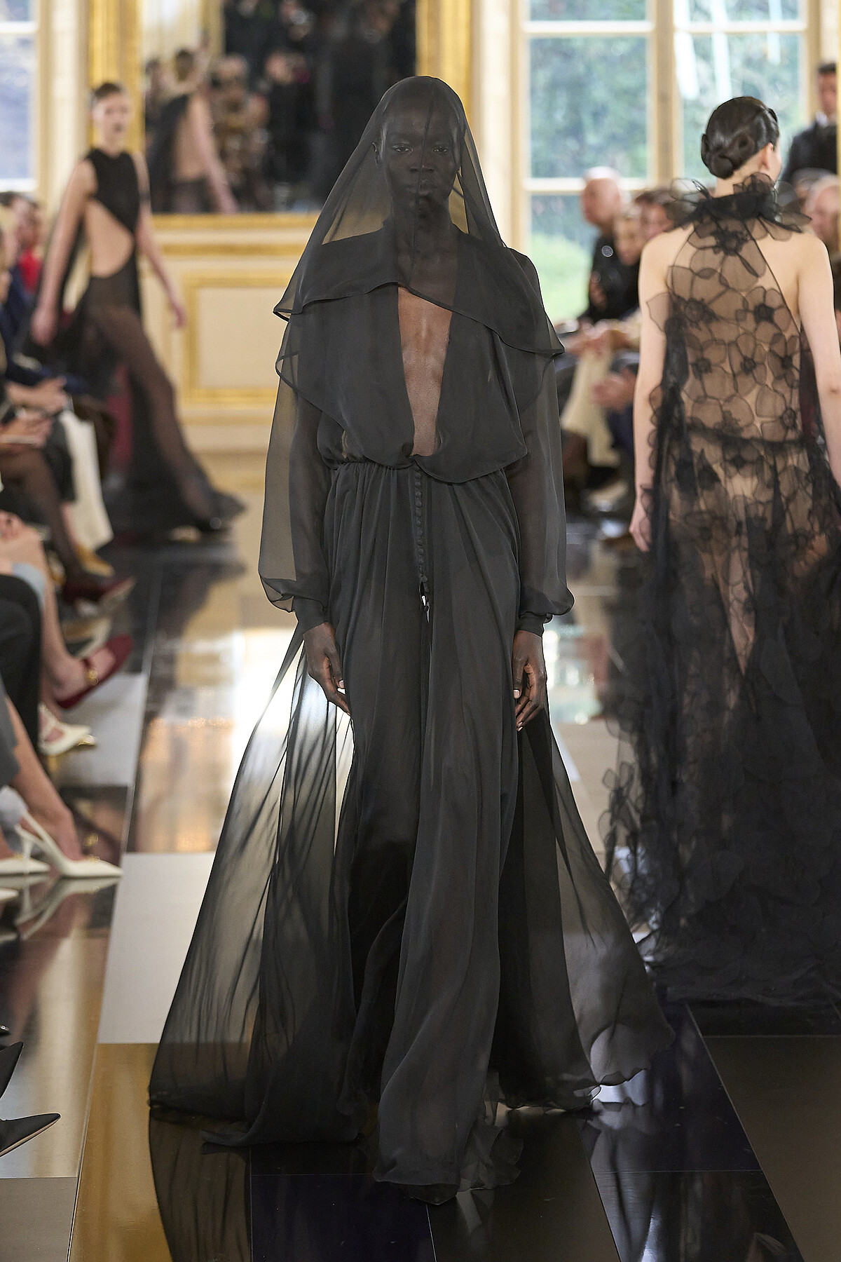 2024秋冬系列，現在看來宛如一場告別舞台。