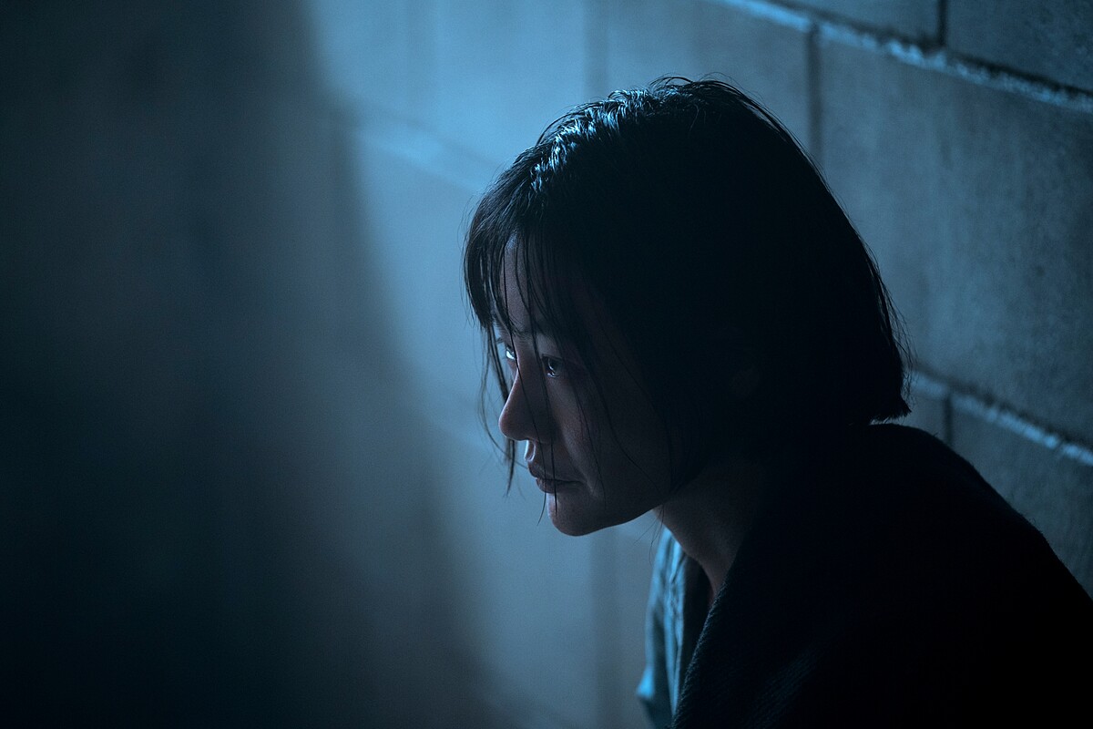 Netflix《3體》(3 Body Problem)曾靖 Zine Tseng 飾演年輕版葉文潔。