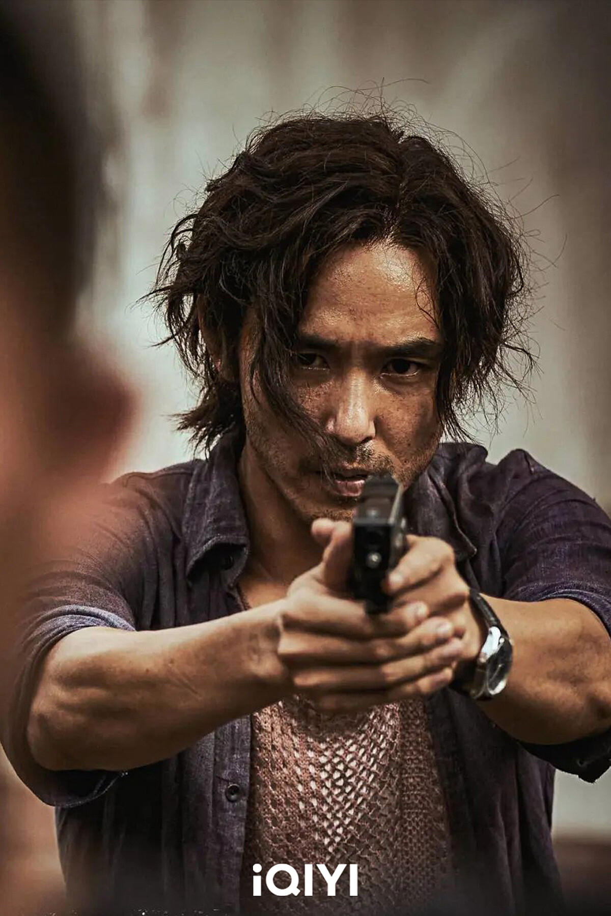 阮經天因《怒潮》大量訓練射擊技術