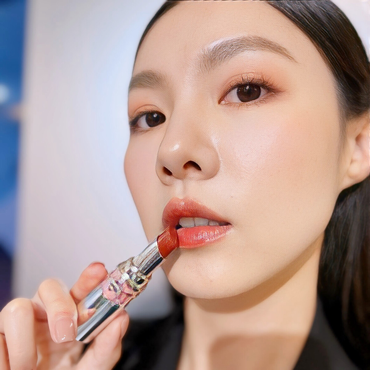 YSL情挑誘光水唇膏(#122ARAMELKISS撩撥熱吻)，NT1,580