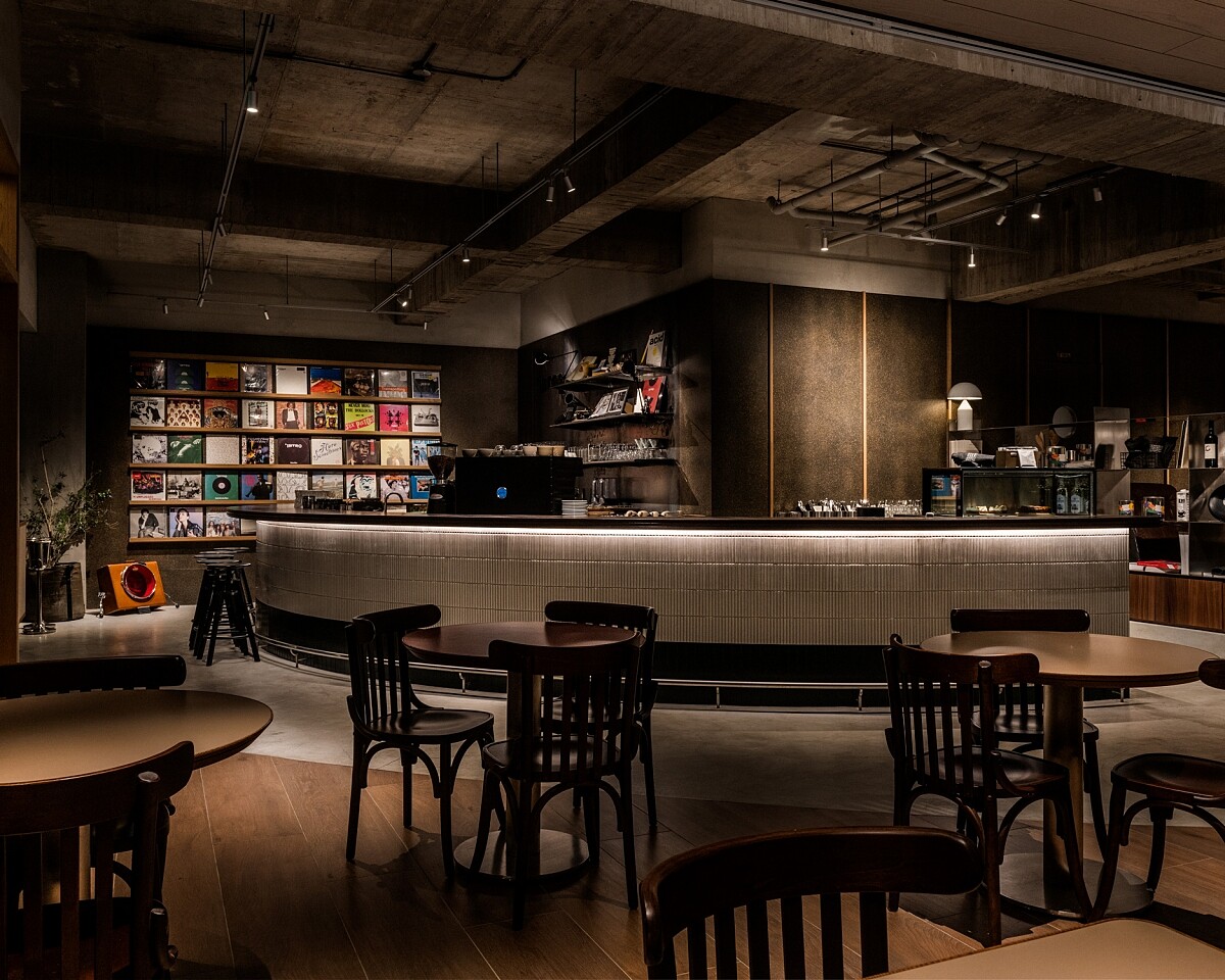 餐廳品牌、空間皆環繞著「音樂」主題打造。