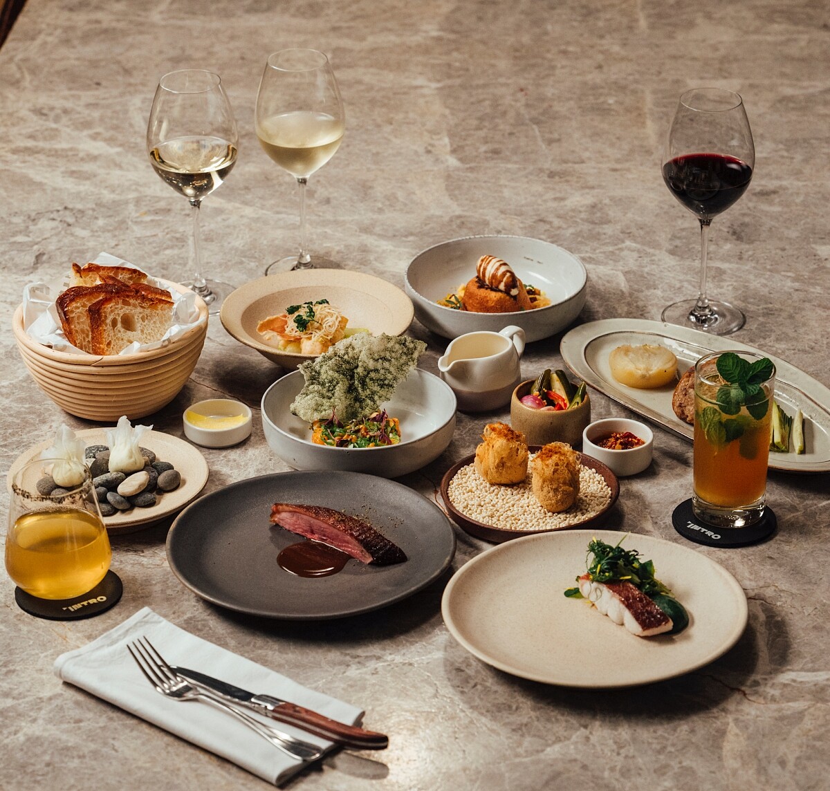 近日則力邀曾任MUME副主廚、樓上見與Westwood主廚的蔡慈偉駐店客座。