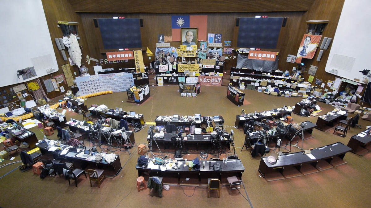 《佔領第561小時》，2014，單頻道錄像，5&rsquo;56&rdquo;。