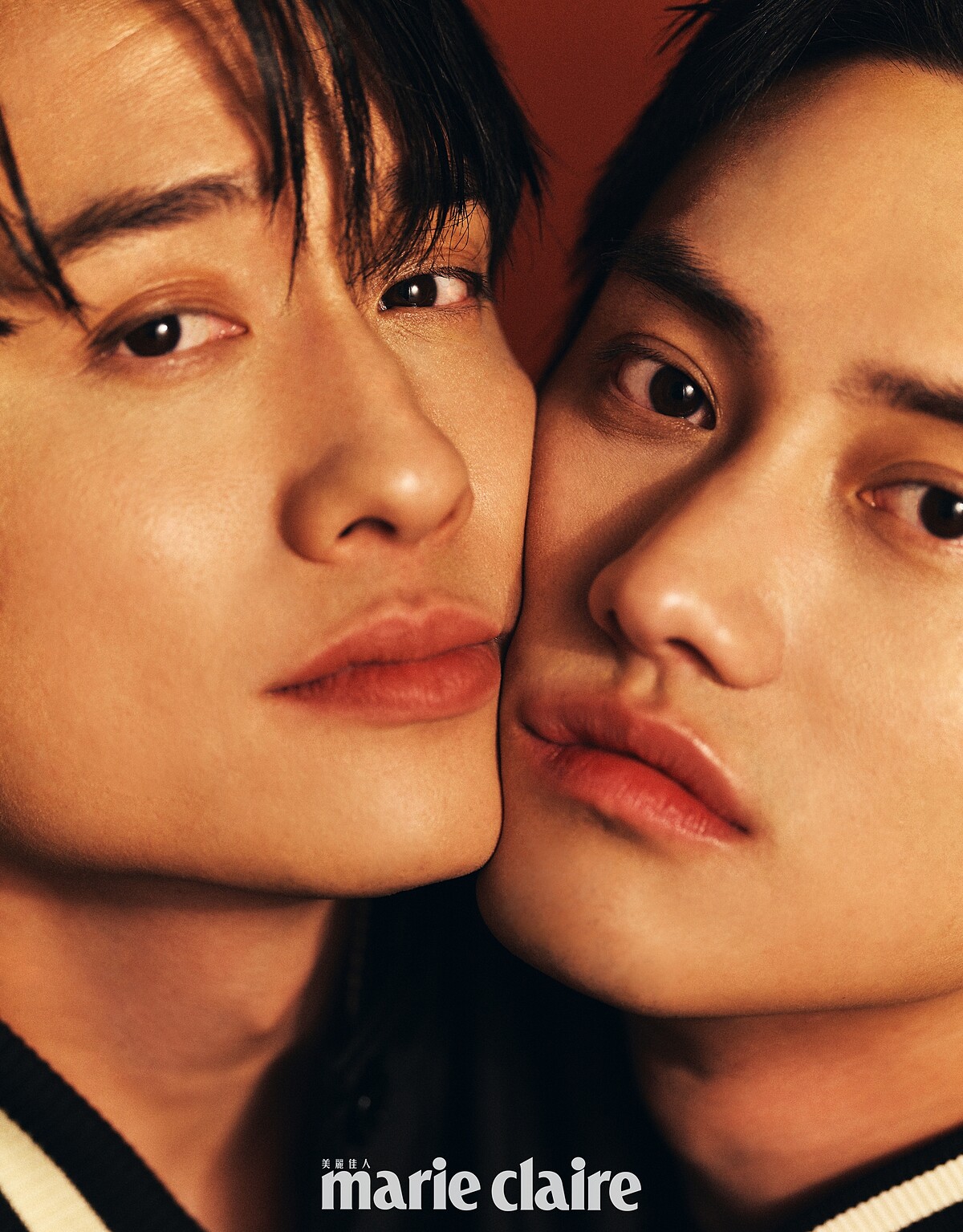 劉俊謙／黑色刺繡尼龍棒球外套，Louis Vuitton。范少勳／羊皮拼接經典 Teddy 外套，Celine Homme。