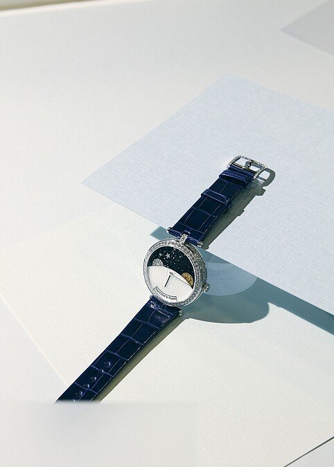 Photographer／Nikolaz Le Coq Executor & Editor／Kate Tu Set designer／Goni Shifron 