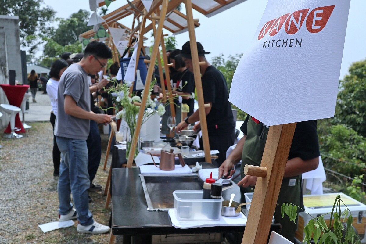 熱鬧的市集現場。