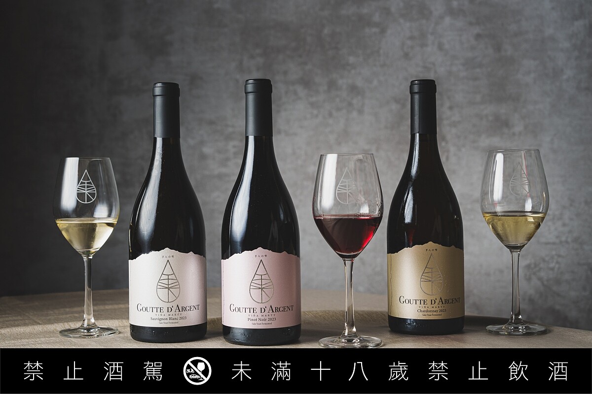 「銀之雫白蘇維翁」細緻酒體中蘊含吟釀香氣，連續兩年榮獲日本女性葡萄酒大獎「櫻花賞」的肯定。