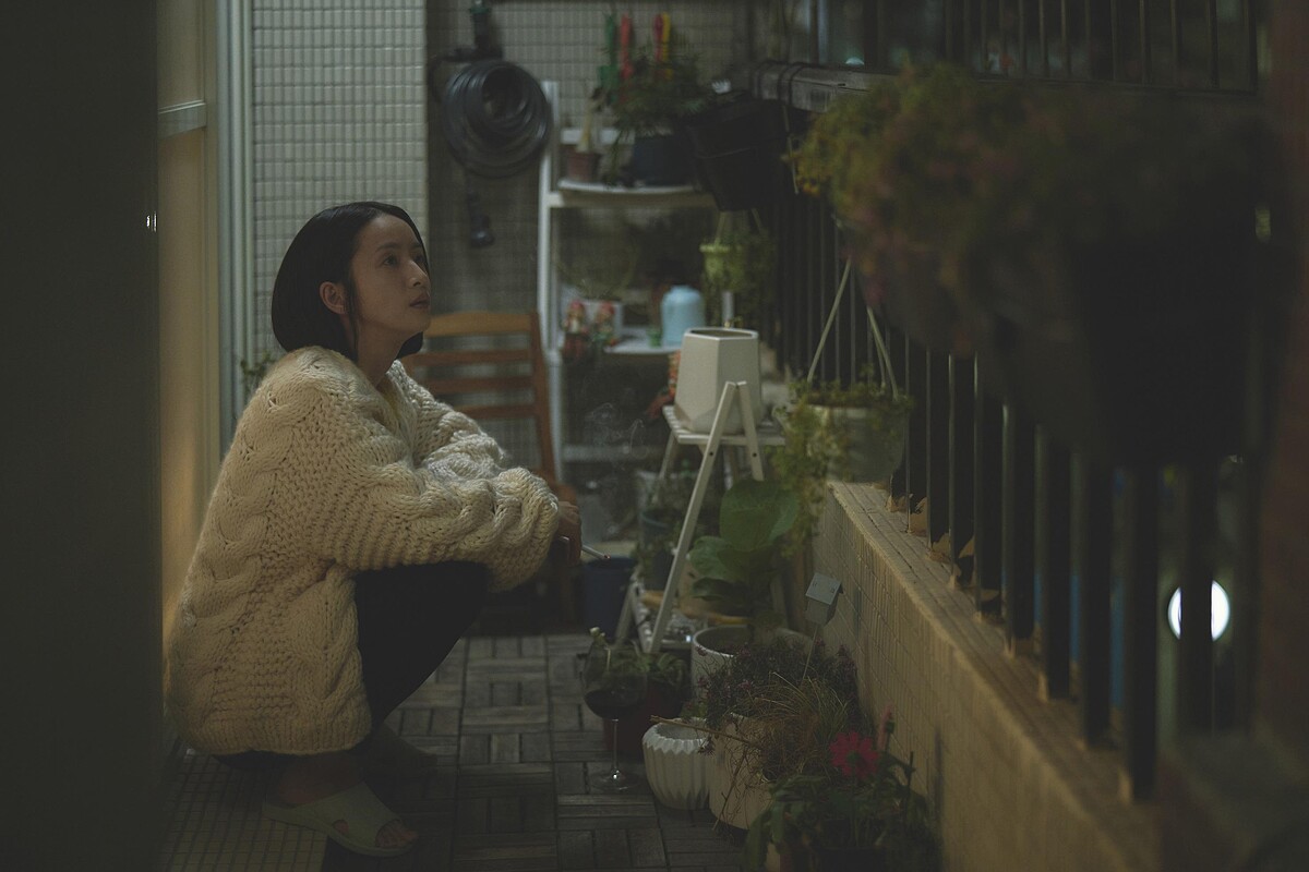 簡慶芬的人生過於平淡，開始尋找讓自己前進的動力。