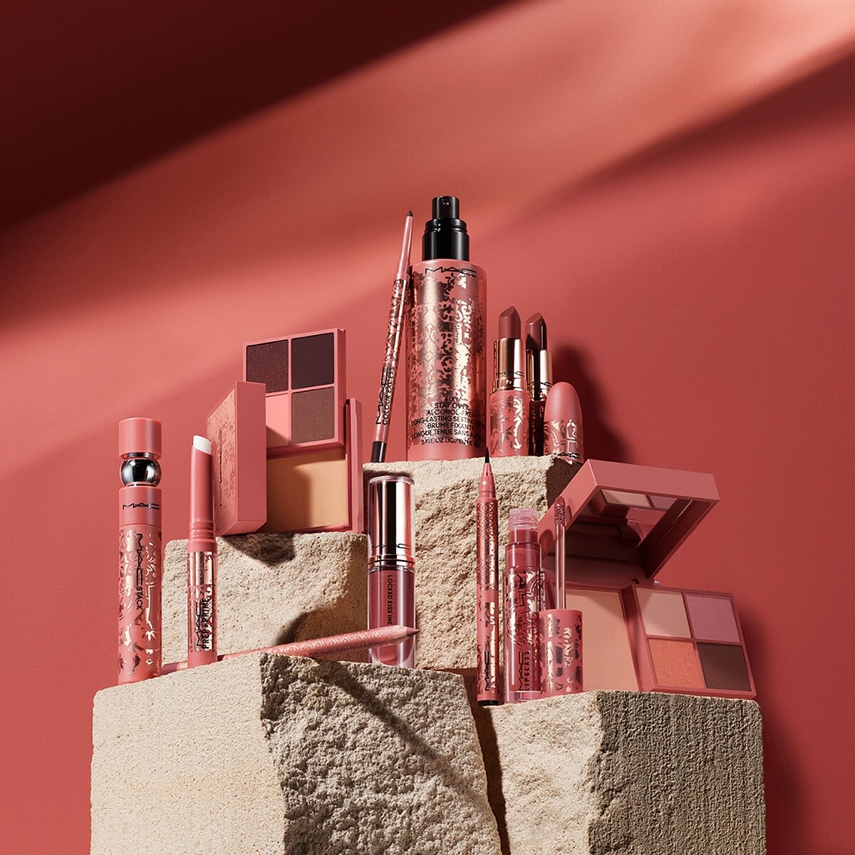 M.A.C最愛Teddy經典限量系列形象圖。