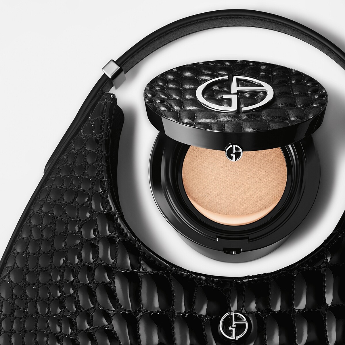 Giorgio Armani完美絲絨持久氣墊粉餅奢黑鱷紋限定版,NT3,500