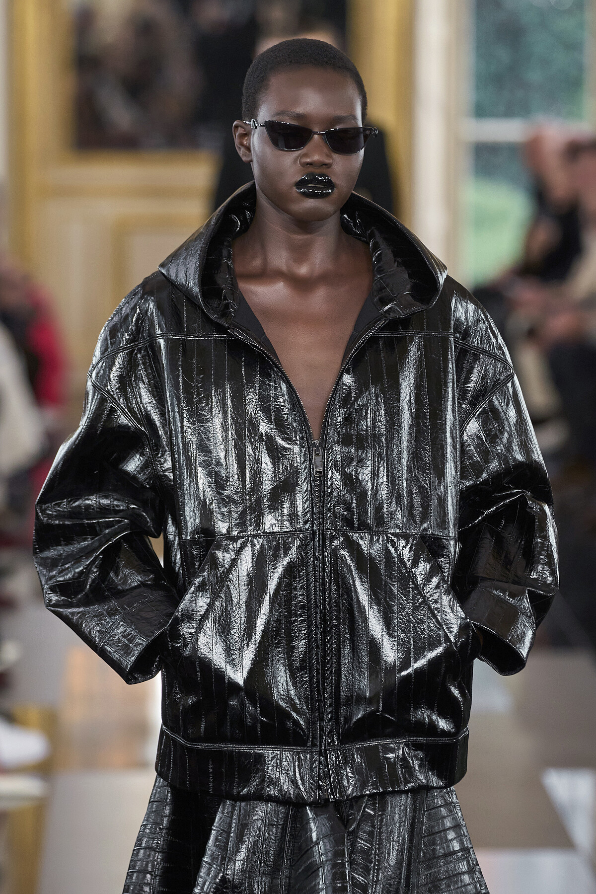 Valentino 2024秋冬系列。