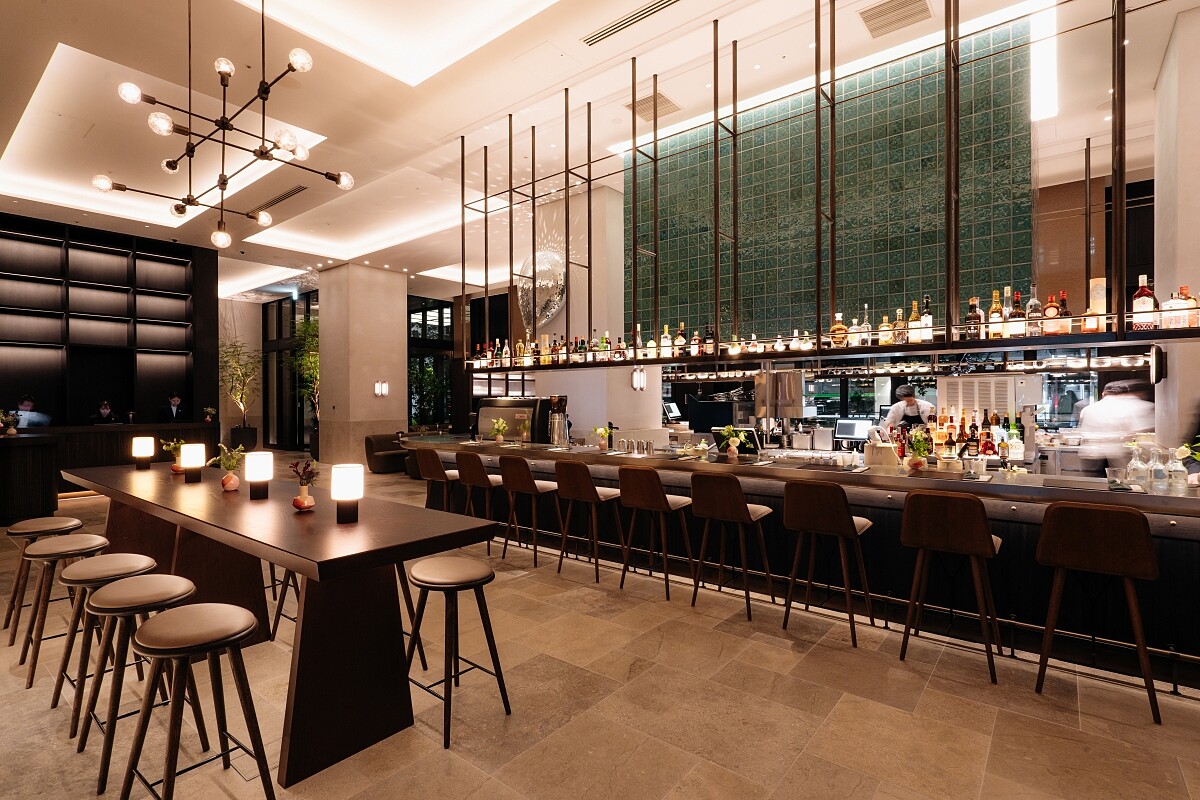 「Le Pristine Cafe」位於大廳空間。