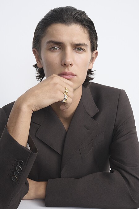 丹麥皇室的蒙珀扎伯爵尼古拉成為Georg Jensen喬治傑生Fusion珠寶系列年度形象大使