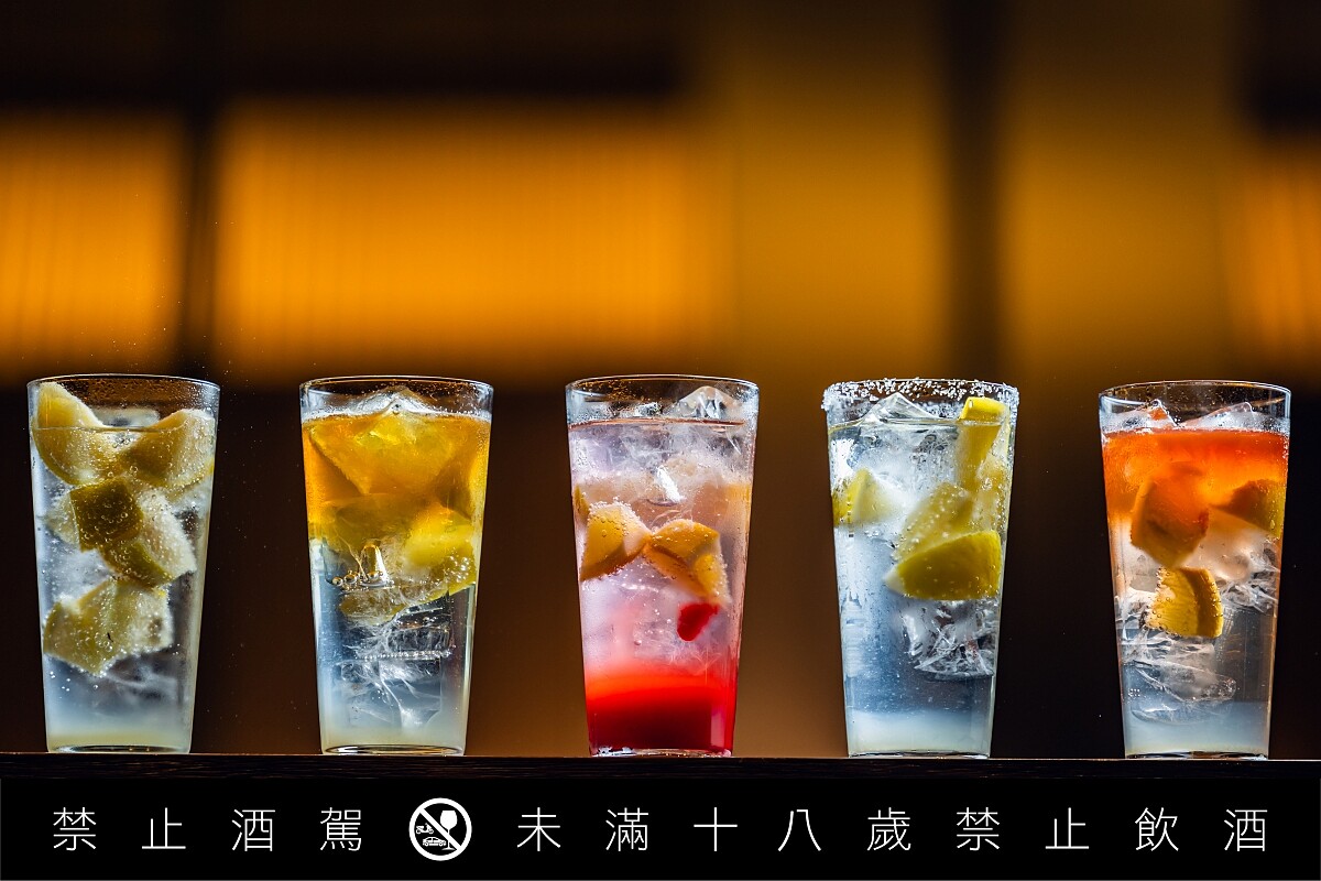 檸檬沙瓦（Lemon Sour）在日本備受追捧，成為一種極受歡迎的國民調酒。