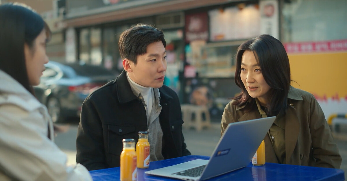 金姝怜(右)首次主演好警察