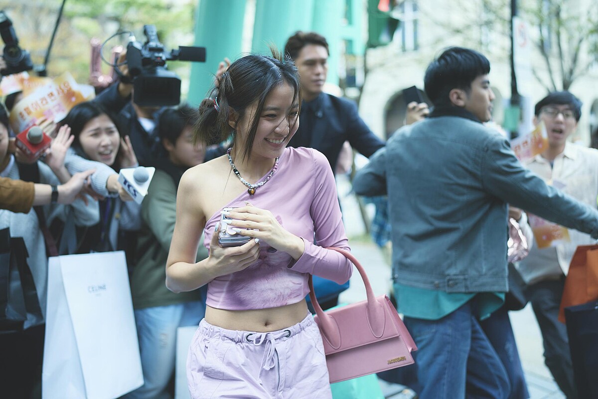 《不夠善良的我們》請來9m88飾演韓國巨星。