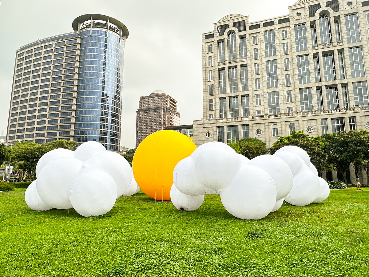 《2024粉樂町》盂施甫_天空之上