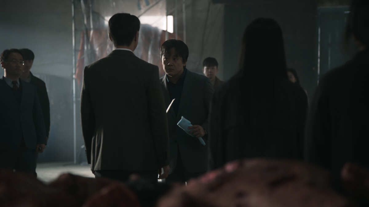 牧師權赫柱要姜元石去刺殺獵犬。