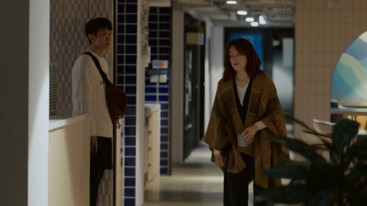 和于向立抱怨的Rebacca。